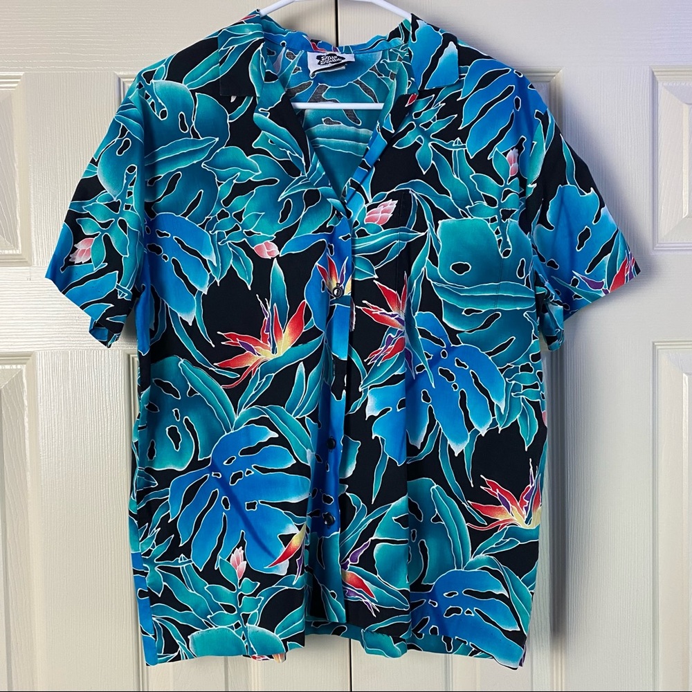 Vintage Hilo Hattie Aloha Hawaiian 100% Cotton Shirt Size M
